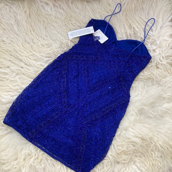 AIDAN MATTOX V-Neck Mini Dress - Picture 11 of 14